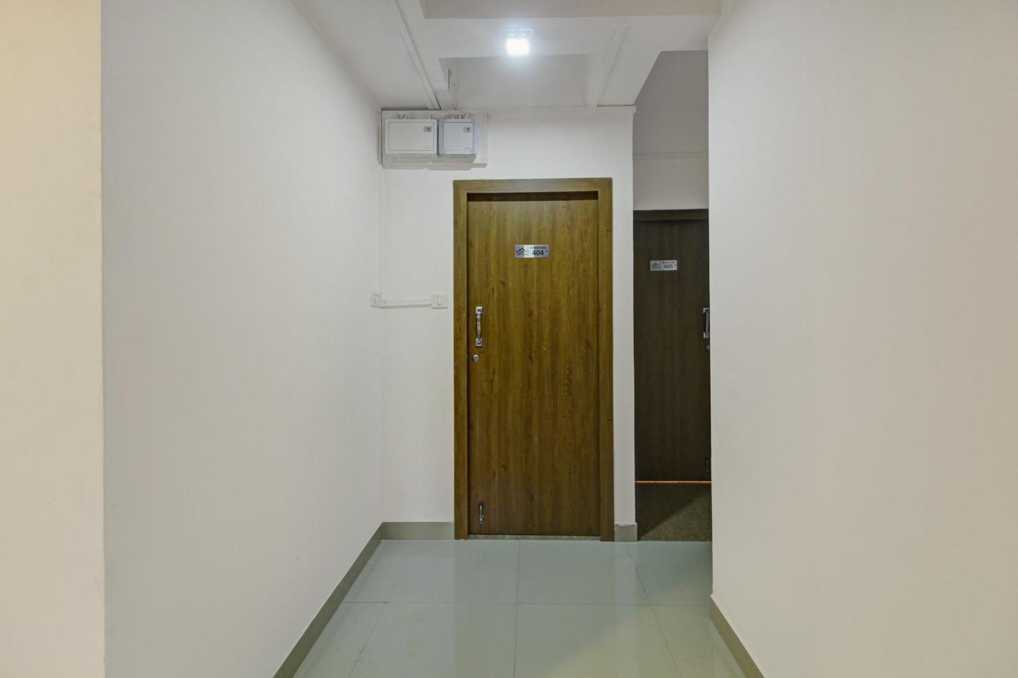 فندق Super Collection O Grey House بونة المظهر الخارجي الصورة